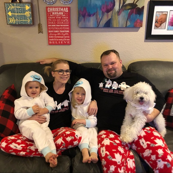 Meet your Posher, Megan - Picture 3 of 3